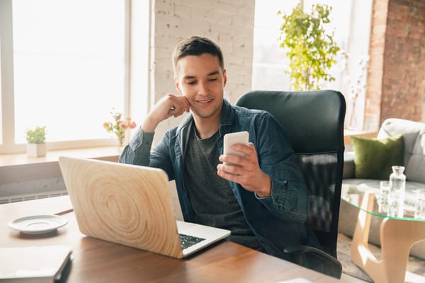 AI Prompts to Attract Startup and Enterprise Candidates